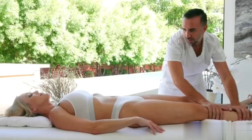 BrandiLove诱惑技师封面图