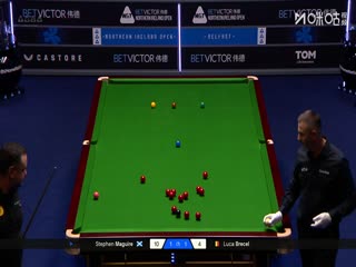 2025斯诺克北爱尔兰公开赛64进32 斯蒂芬·马奎尔4-1卢卡·布雷切尔 20251021封面图